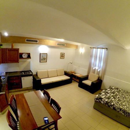 Carla Studio Apartment Zagreb Exterior foto